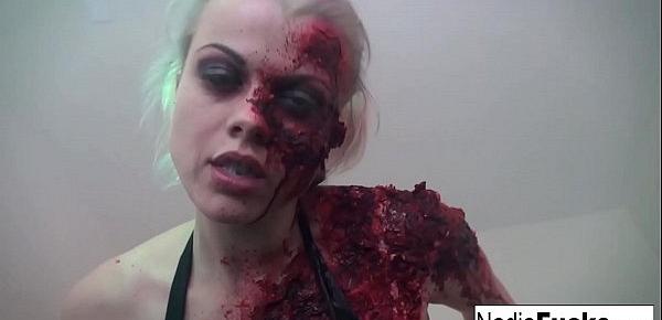  Sexy zombie pleases the gash between her legs!